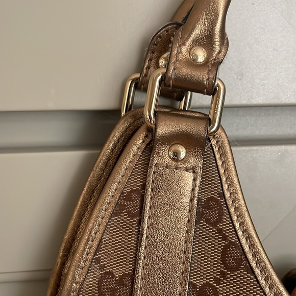Gucci GG Crystal Canvas Bag - Picture 4 of 16